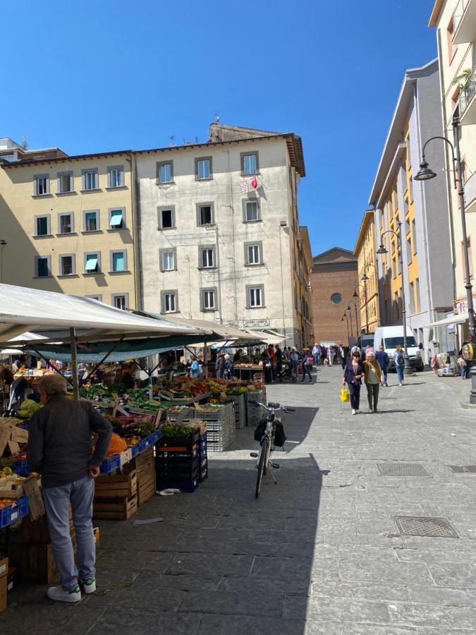 Appartamento Al Mercato 리보르노 외부 사진